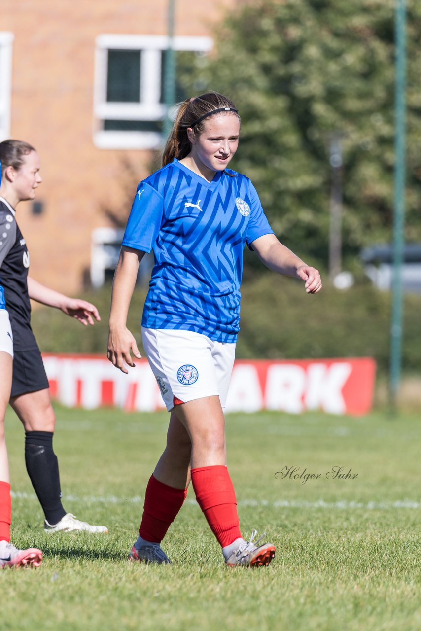 Bild 213 - F Holstein Kiel 2 - SSG Rot-Schwarz Kiel 2 : Ergebnis: 5:0